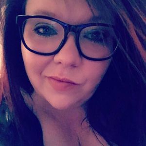 Meet your Posher, Jenelle